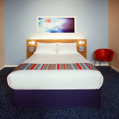 Travelodge Widnes Exteriör bild