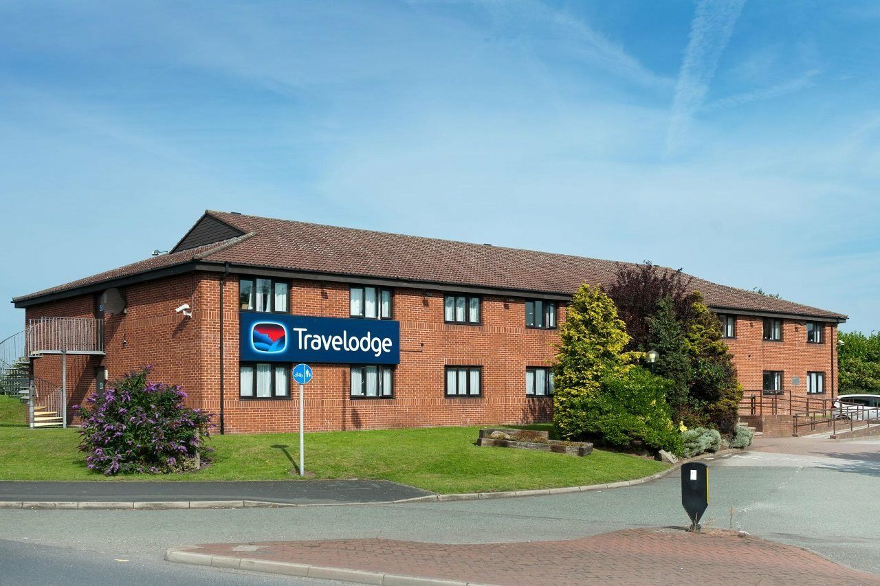 Travelodge Widnes Exteriör bild