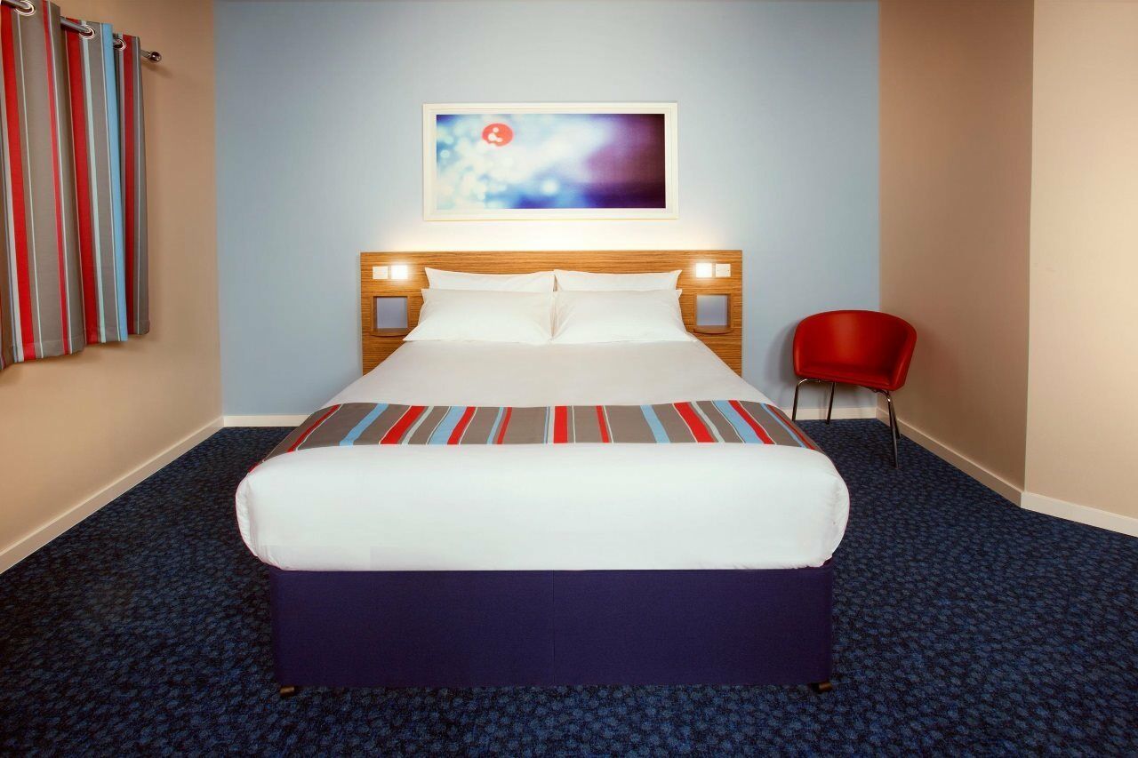 Travelodge Widnes Exteriör bild