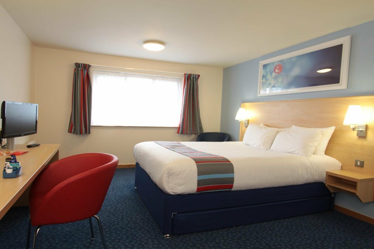 Travelodge Widnes Exteriör bild